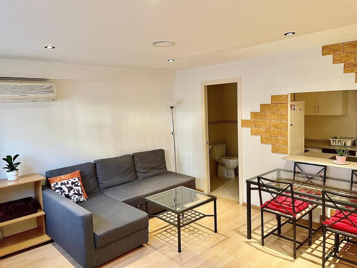Acogedor Duplex Barrio Del Pilar Apartment Madrid Exterior photo