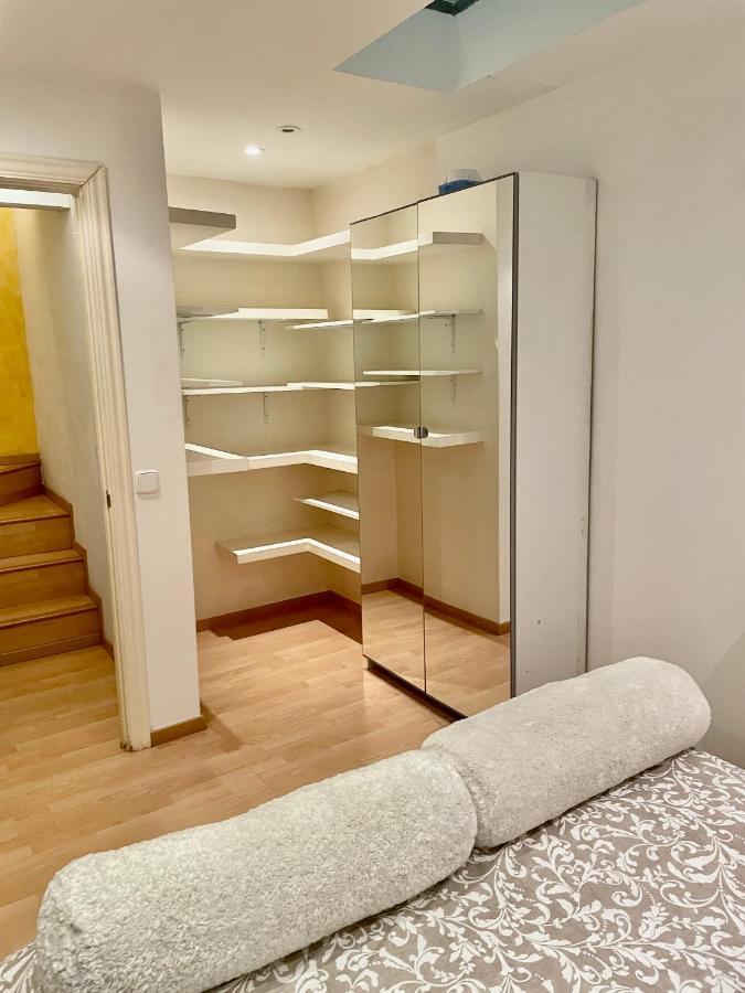 Acogedor Duplex Barrio Del Pilar Apartment Madrid Exterior photo